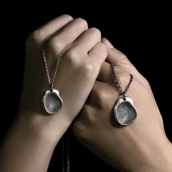 Custom Fingerprint Couple Necklace – 999 Sterling Silver Personalized Pendant Gift for Couples