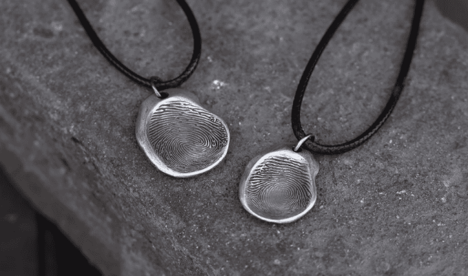 Custom Fingerprint Couple Necklace – 999 Sterling Silver Personalized Pendant Gift for Couples