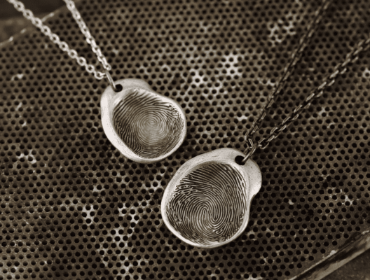 Custom Fingerprint Couple Necklace – 999 Sterling Silver Personalized Pendant Gift for Couples